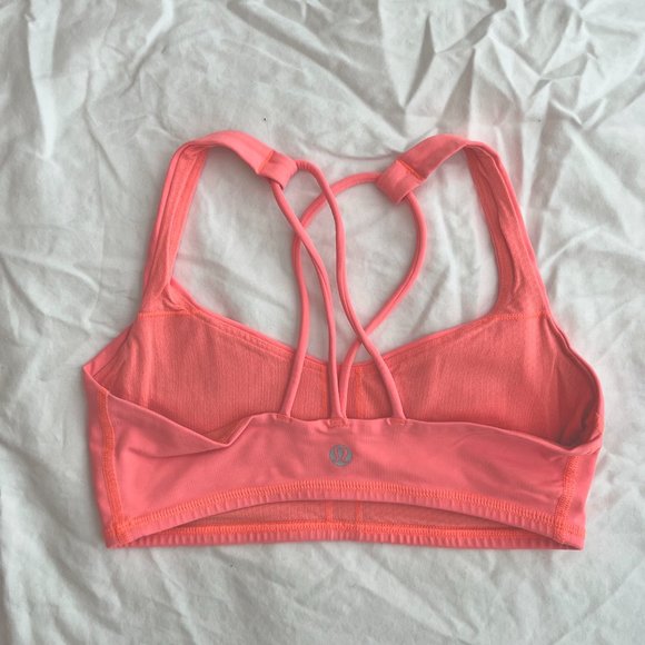 Lululemon Light Support Free To Be Bra Size 4 - Picture 2 of 2